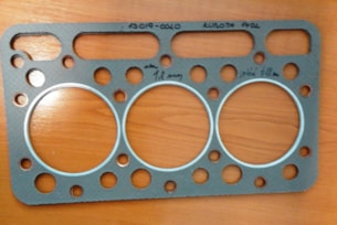 Těsnění pod hlavu Kubota 3V D1402