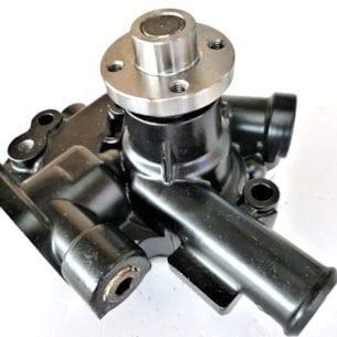 Vodní pumpa Yanmar motor 3TNV70