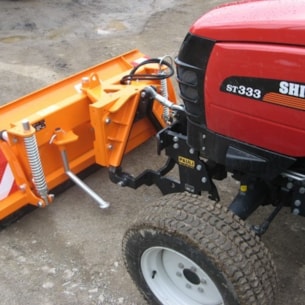 Radlice sněhová SB 22, šířka 220 cm, hydr. polohovatelná, vč. opěrných koleček a připojovací desky