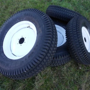 Sada travních kol 12/18