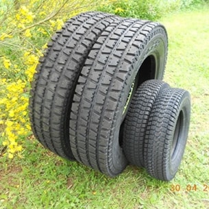 Sada travních pneu 12" a 22"