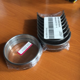 Ložisko hlavní Kubota V2203 STD SADA