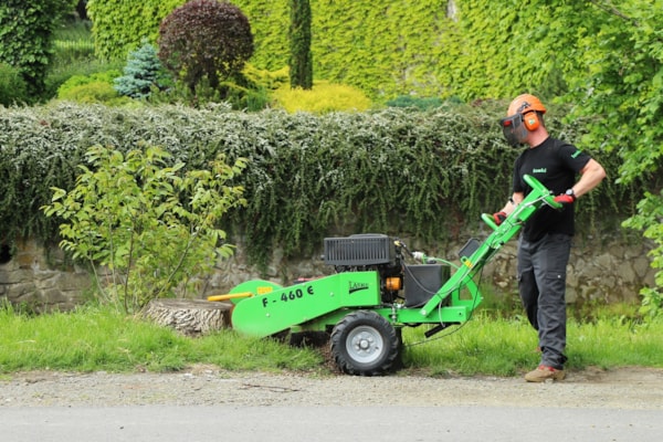 LASKI_Stump_Cutter_F460E-27-05