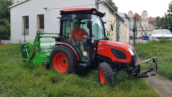 Mendelu-Kioti-CK4010CH-mulcovac-se-sberem