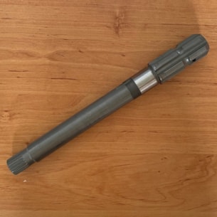 Hřídel vývodová PTO na Kubota GL23