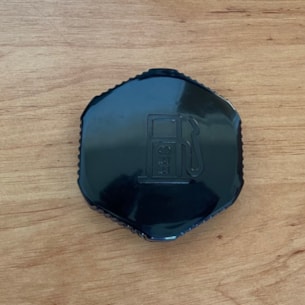 Víčko nádrže Kubota B, GB