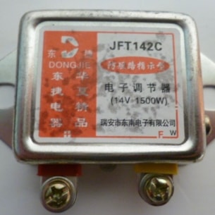 Regulátor napětí 3-pin DongFeng