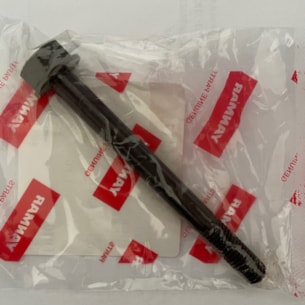 Svorník šroub hlavy motoru Yanmar YM1802, Hako