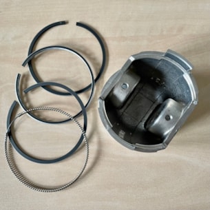 Píst Shibaura P17, S753 STD