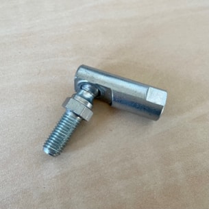 Kloubek pojezdu sekačky Jacobsen TriKing TK1900