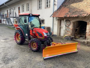 Pluh sněhový SB22 s hydraulickým přetáčením