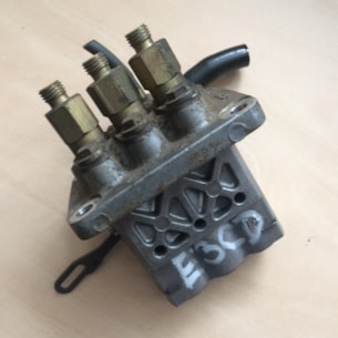 Čerpadlo vstřikovací E3CD použité