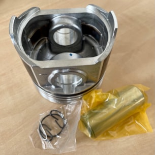 Píst Kubota D1703, V2203 +0,50