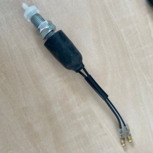 Spínač bezpečnostní brzdového pedálu Kioti CK22