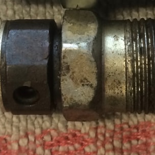 Vstřikovač - držák trysky Iseki E3CD/E/F použitý