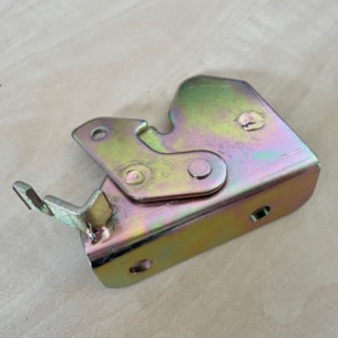 Zámek kapoty Kioti CK22