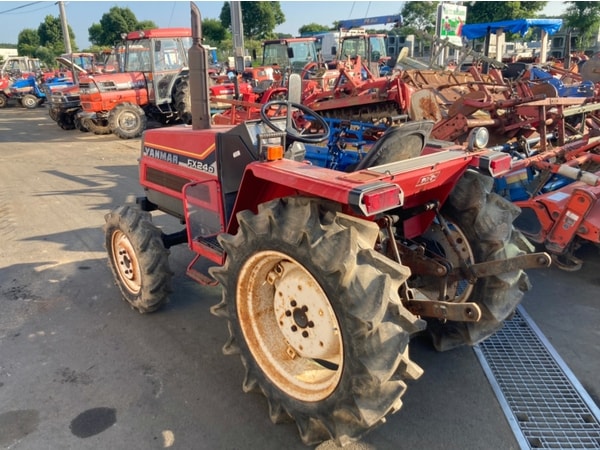 3-64c06dac25c14705a3d4ec11