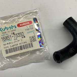 Hadice vodní pumpy Kubota D600 D662 D722 D782 D902 Z400 Z482 Z602