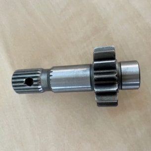 Hřídel vstupní převodovky Kubota B5000, B5001