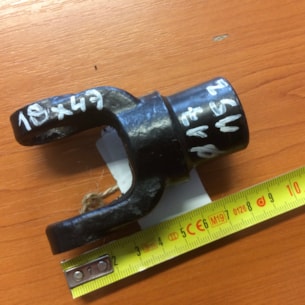 Vidlice kardanu Yanmar SA424 zadní