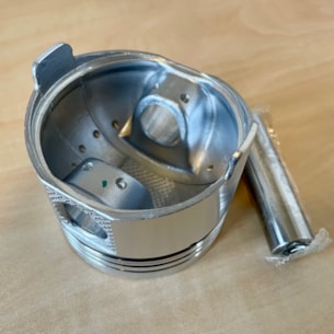 Píst Mitsubishi L3E STD čep 18 mm