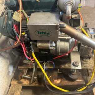 Motor Kubota Z482-XL výr. č. 3957 lodní provedení