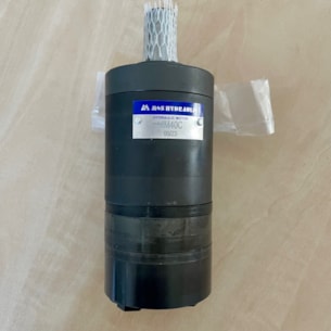 Hydromotor přimetacího kartáče PZK