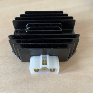 Regulátor 5-pin 12V Honda Mighty