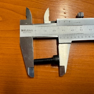 Šroub vstřikovacího čerpadla V1505