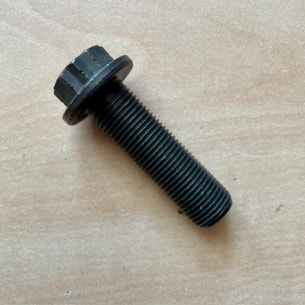 Šroub M16x66 Multicar