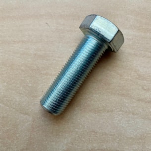 Šroub 5/8-18x2 k řemenici štěpkovače Laski LS150