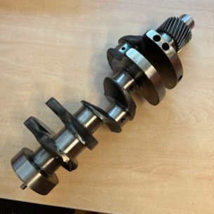 Hřídel klikový motoru Yanmar 3TNB80, 3TNB82, 3TNB84 použitý