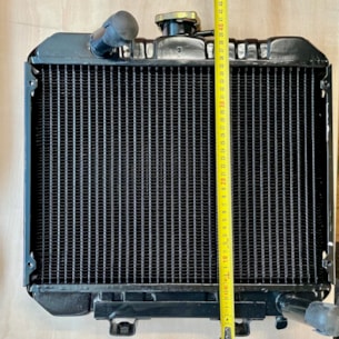 Chladič Kubota B1200