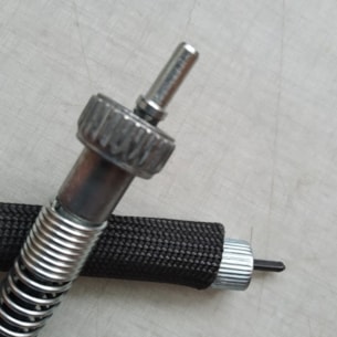 Bowden - lanko otáčkoměru Hinomoto N209 délka 1070 mm Shibaura ST330, 333, 329