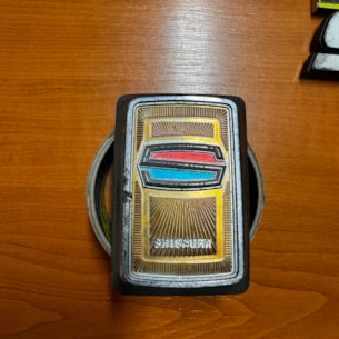 Emblém znak Shibaura