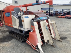 Kombajn pásový Kubota SMR32
