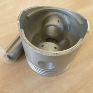 Píst Mitsubishi KE70 +0,50