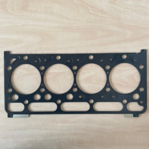 Těsnění pod hlavu Kubota 4V V2203 plechové
