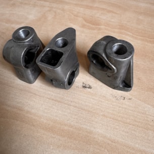 Koník vahadel ventilů Shibaura S753