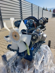 Motor Kubota V2003 T 