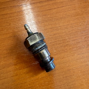 Čidlo teploty Yanmar 3TNE82 použité