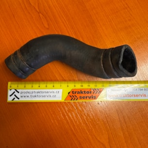 Hadice chladiče horní Yanmar 3TNC80 použitá