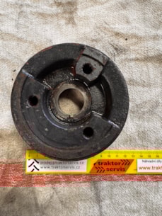 Řemenice Shibaura 844 použitá