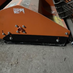 Ližina opěrná pro mulčovač MN