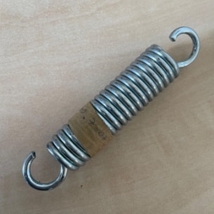 Pružina přítlaku vačky balíkovače 0850, 870