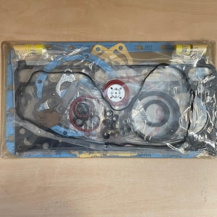 Sada těsnění motoru Kubota V2403