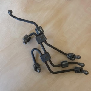 Vysokotlaké potrubí Kubota D902 použité