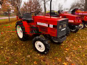 Malotraktor Shibaura P15F v.č. SZ7232 879ooP790