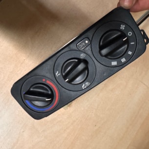 Ovládání topení / klimatizace Kioti EX50