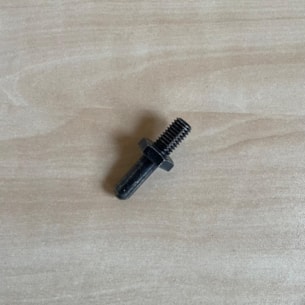 Šroub zámku dveří Kioti CK2810